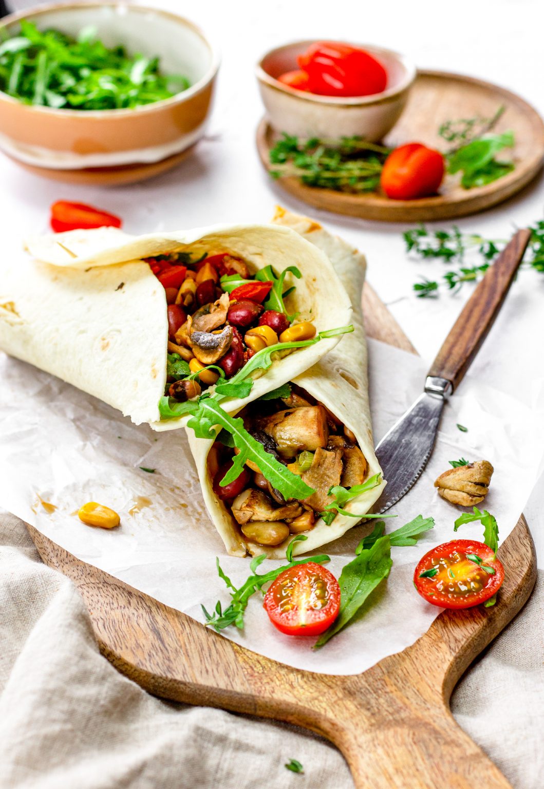 Vega wraps met groenten en bonen, hummus en tapenade Food by Sann