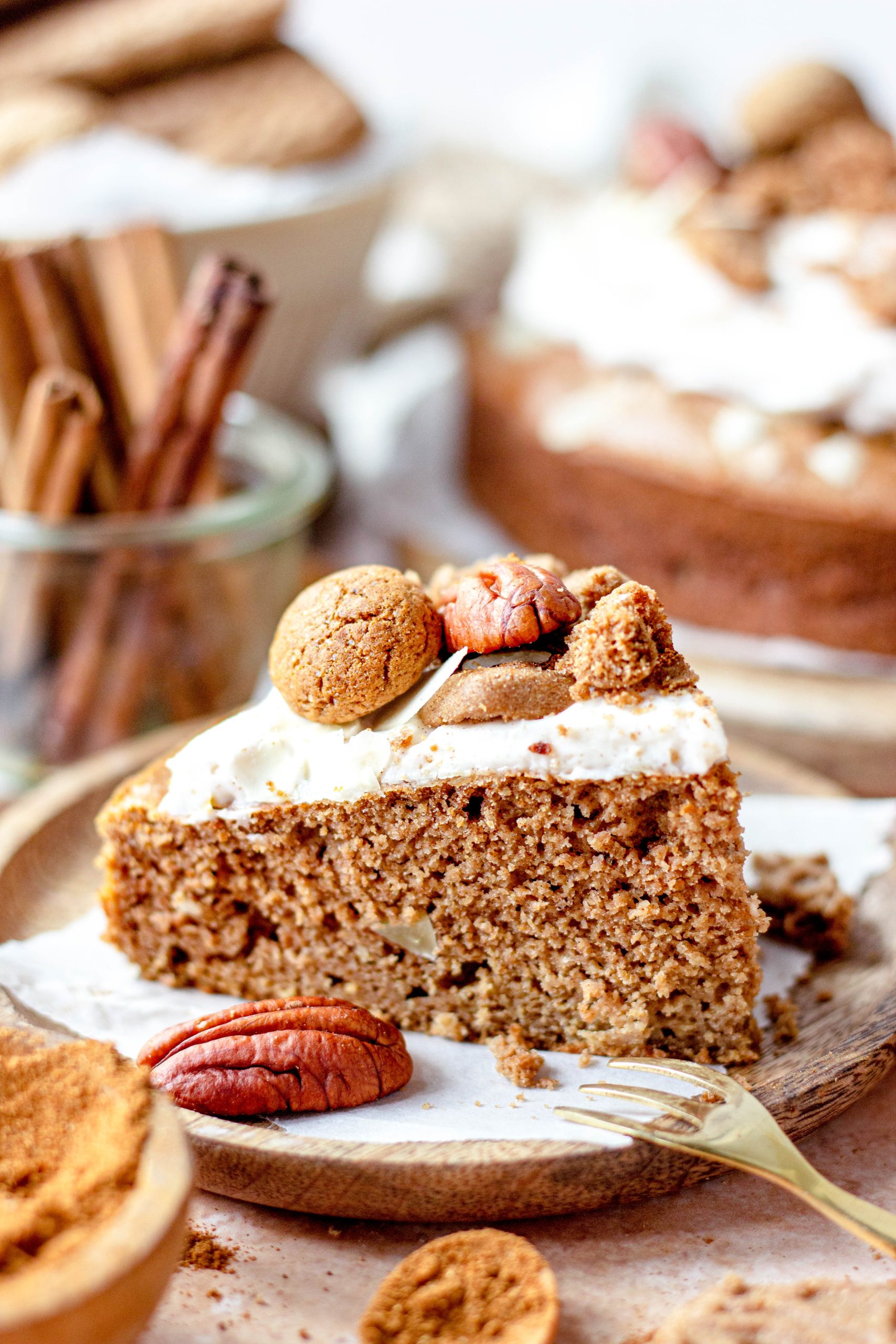 Gezonde speculaascake met cream cheese topping Food by Sann